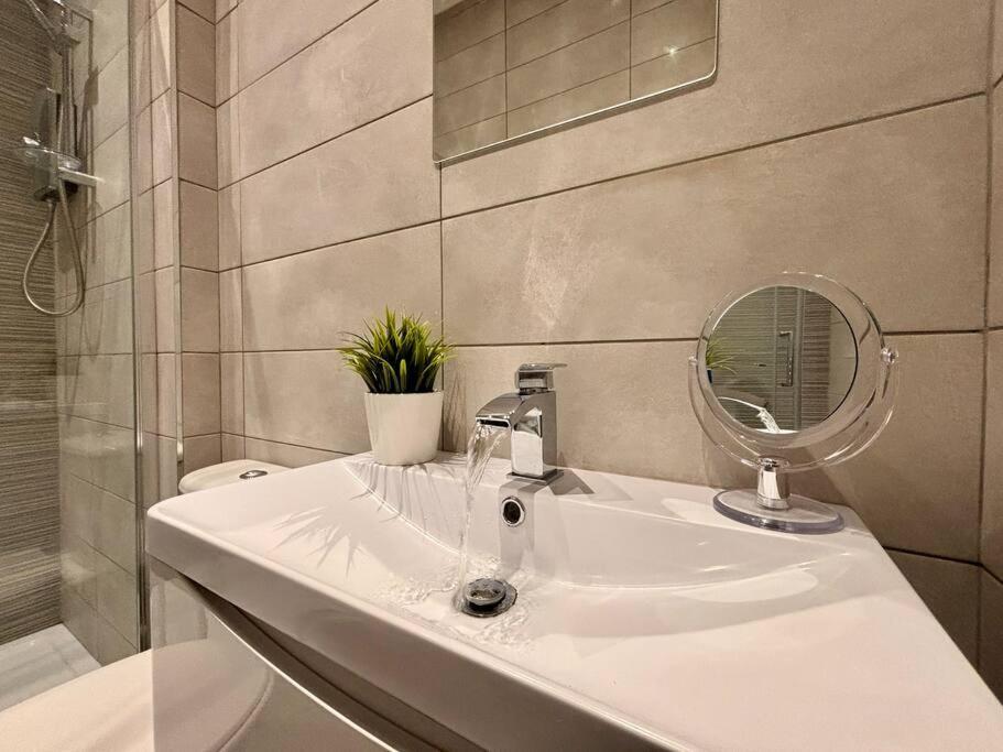 Teds Apartments-Town Centre-Apt1 بلاكبول المظهر الخارجي الصورة